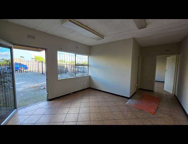 399M² WAREHOUSE TO LET IN SEBENZA